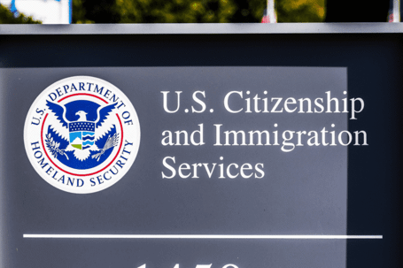 USCIS Expands Premium Processing Service to E-3 Petitioners